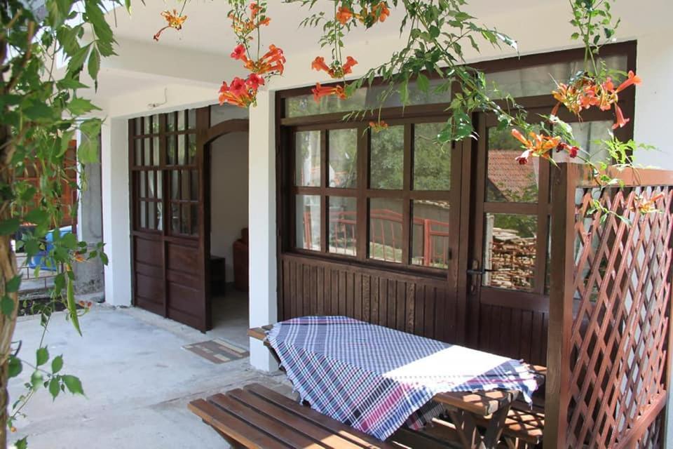 Apartman NeSa Boracko jezero Konjic Zewnętrze zdjęcie